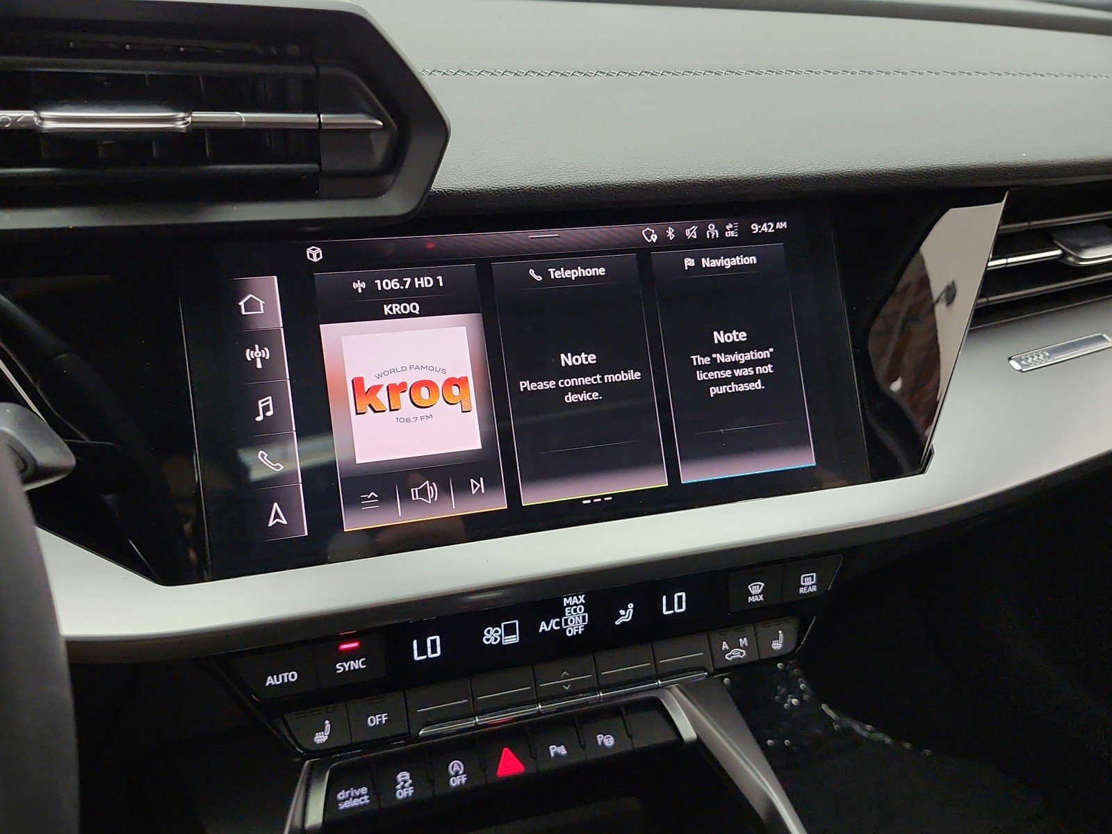 Used 2023 Manhattan Gray Metallic Audi Premium image 10