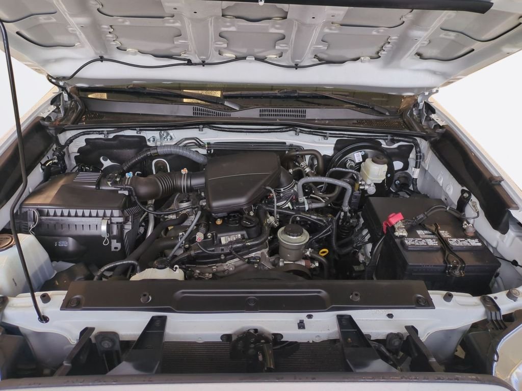 2022 Toyota Tacoma SR - Photo 28