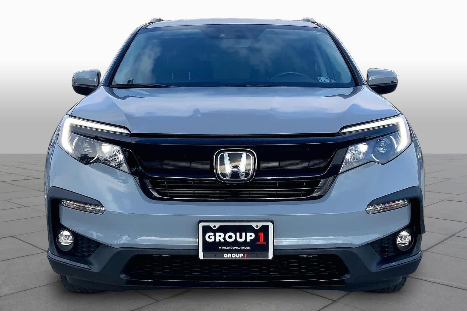 Used 2022 Sonic Gray Pearl Honda Special Edition image 4