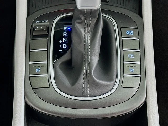 New 2026 Hyundai KONA SEL Sport