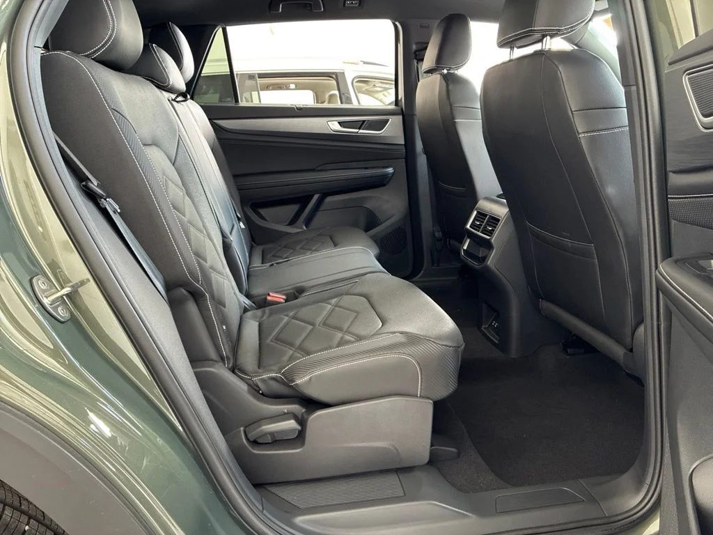 2026 Volkswagen Atlas Cross Sport SE w/Tech - Photo 28