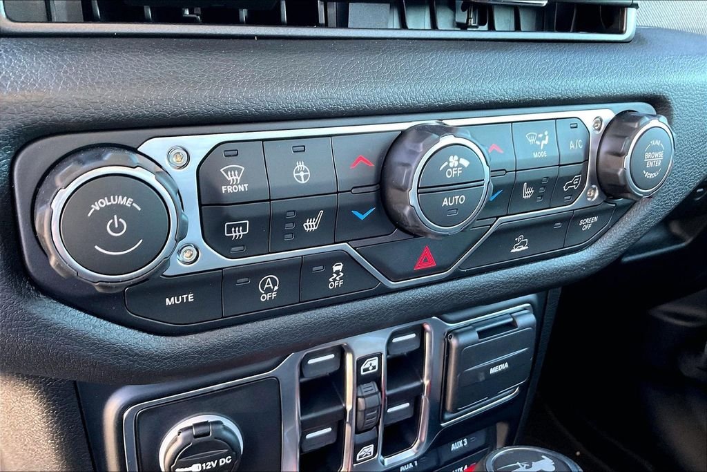 New 2026 Jeep Wrangler Willys 4D Sport Utility