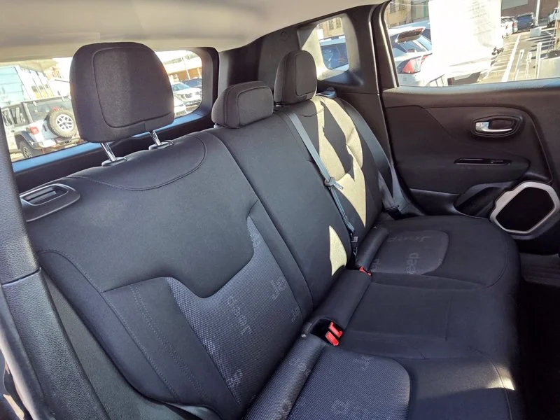 Used 2017 Black Jeep Latitude image 17