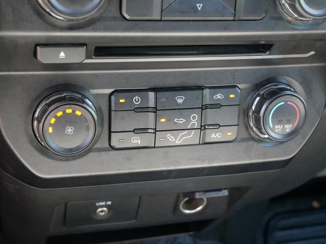 Used 2018 White Ford XL image 25