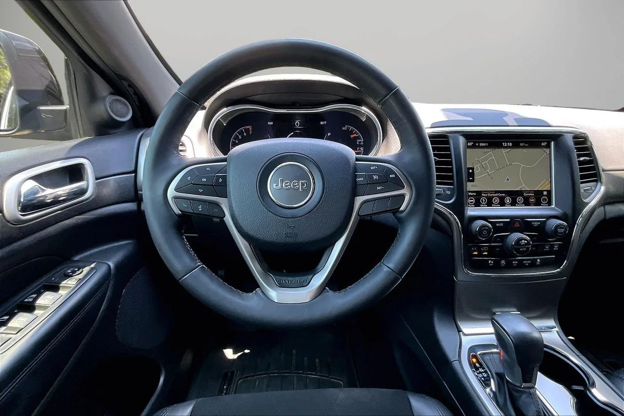 Certified Used 2018 Black Jeep Altitude image 11