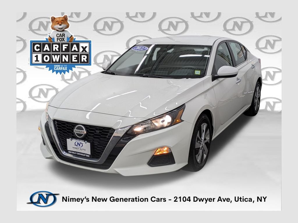 Used 2022 White Nissan 2.5 S image 1
