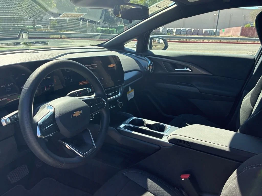 New 2026 Summit White Chevrolet LT image 14