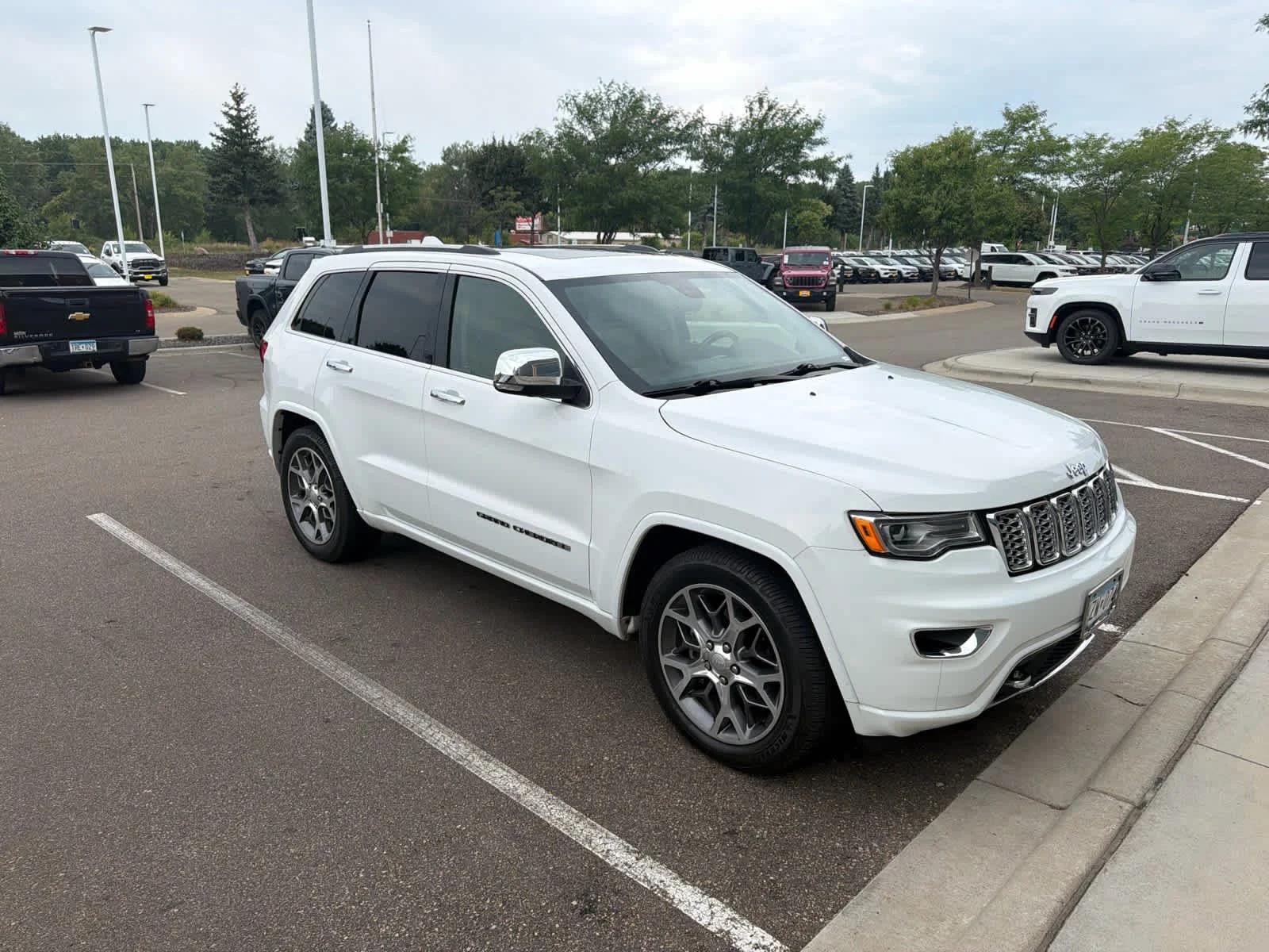 Used 2020 Bright White Clearcoat Jeep Overland image 2