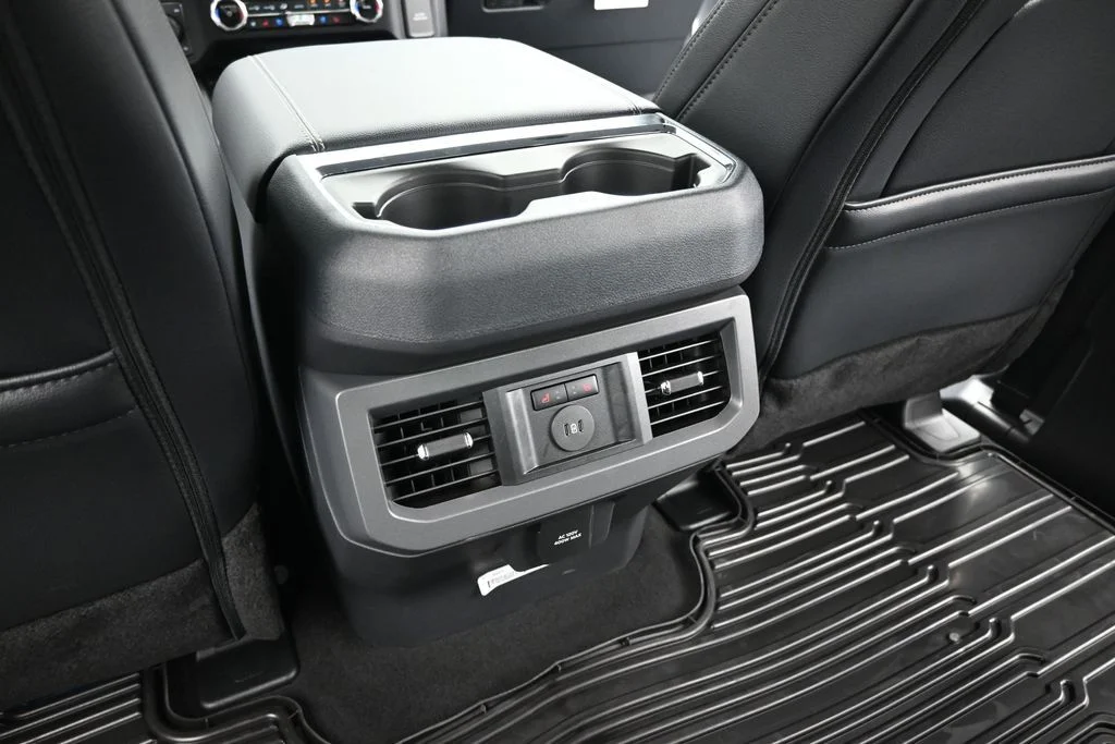 New 2026 Oxford White Ford Lariat image 21
