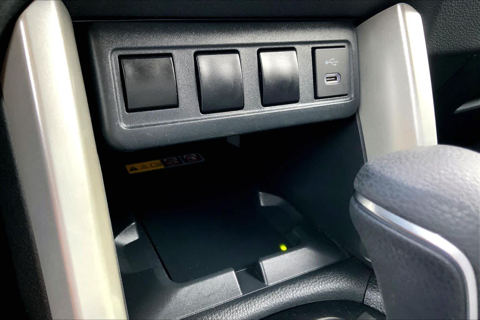 2024 Toyota Corolla Cross LE - Photo 34