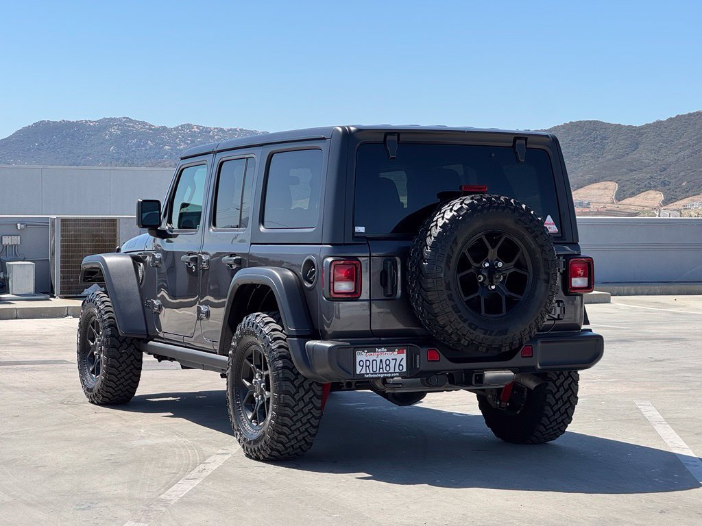 Used 2025 Crystal Metallic Jeep Willys image 31