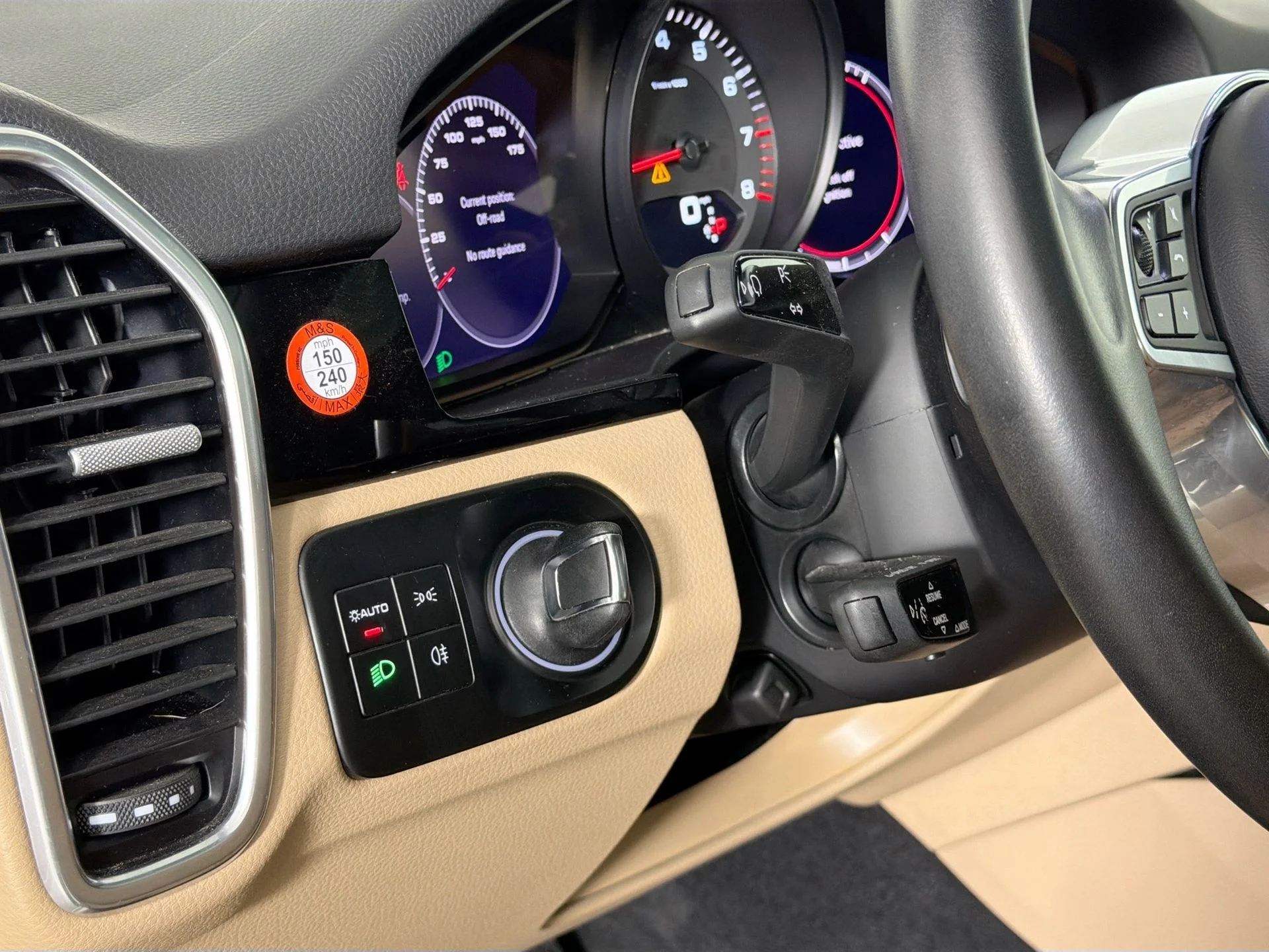 Used 2022  Porsche Platinum Edition image 33