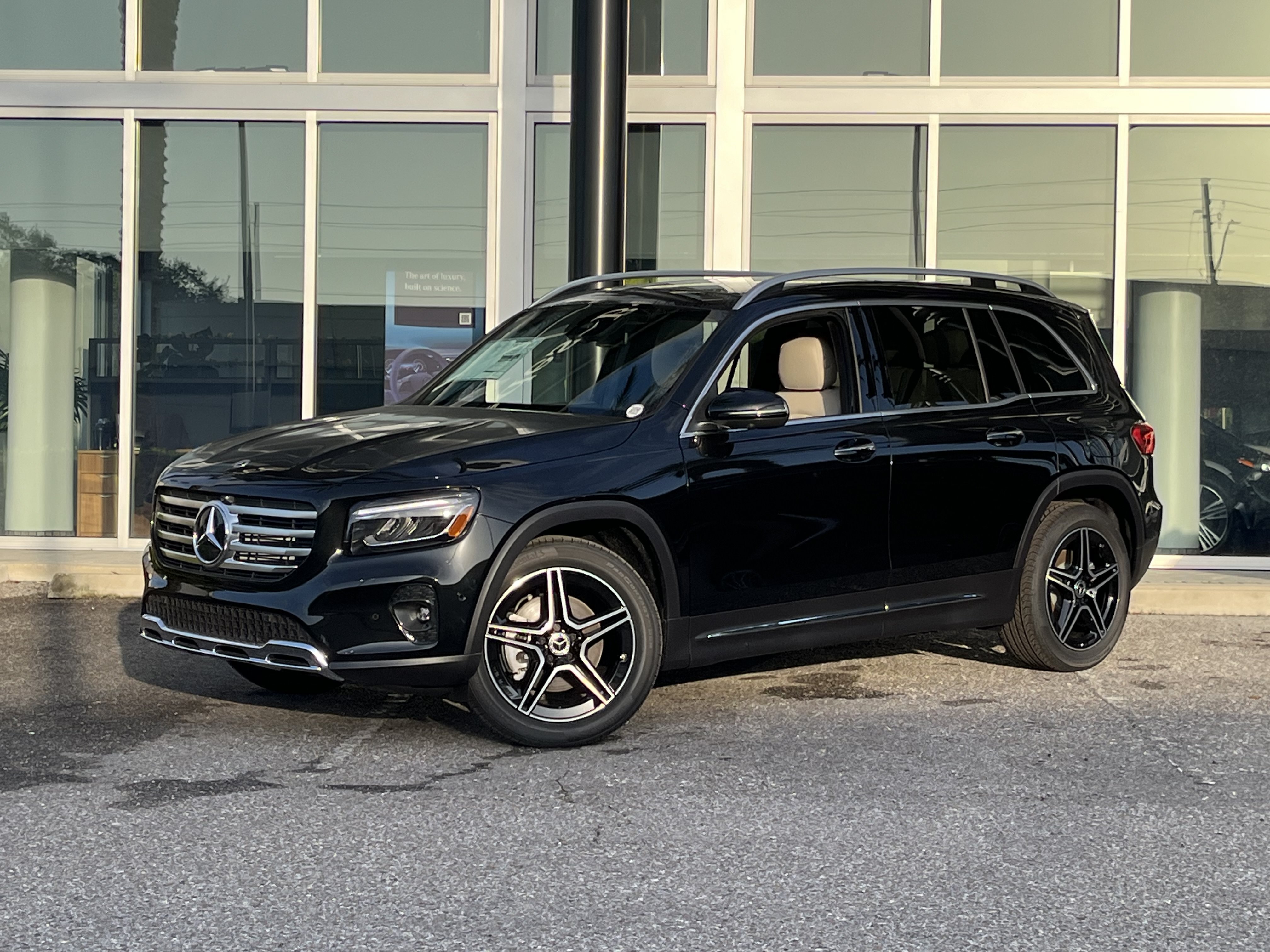 New 2026 Cosmos Black Metallic Mercedes-Benz GLB 250 image 29