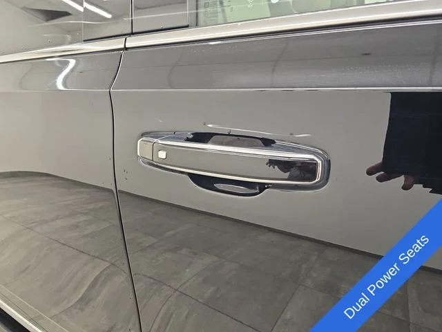 Used 2022 Onyx Black GMC Denali image 8