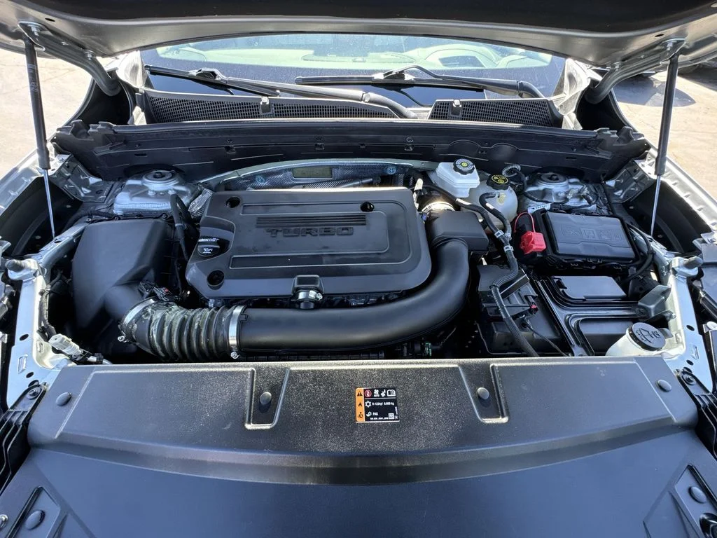 Used 2023 Gray Buick Avenir image 26