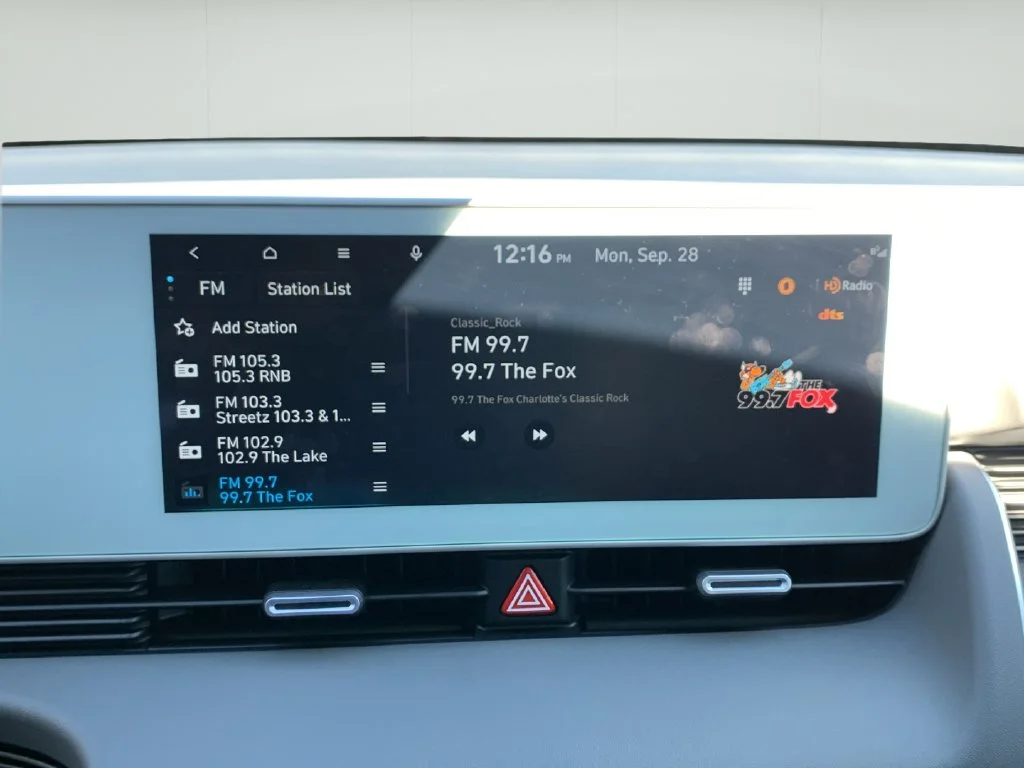 Certified Used 2024 Abyss Black Hyundai SEL image 26