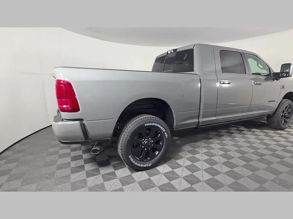 New 2026 Ceramic Gray Clear-Coat Exterior Paint RAM Laramie image 26