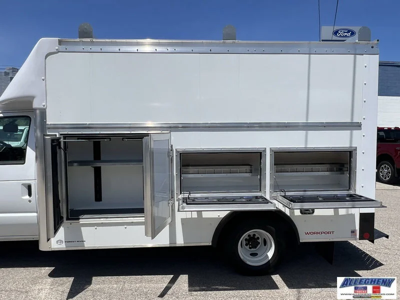 New 2026 Oxford White Ford  image 9