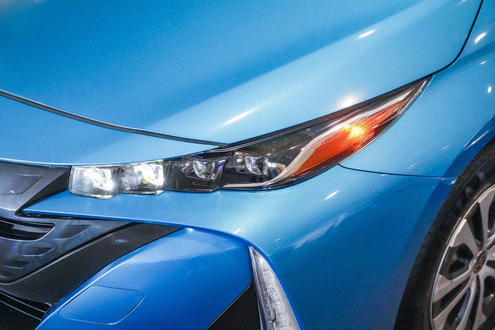 Certified Used 2021 Blue Toyota LE image 2