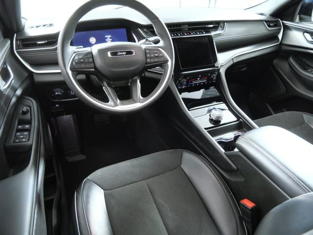 Certified Used 2024 White Jeep Altitude image 4