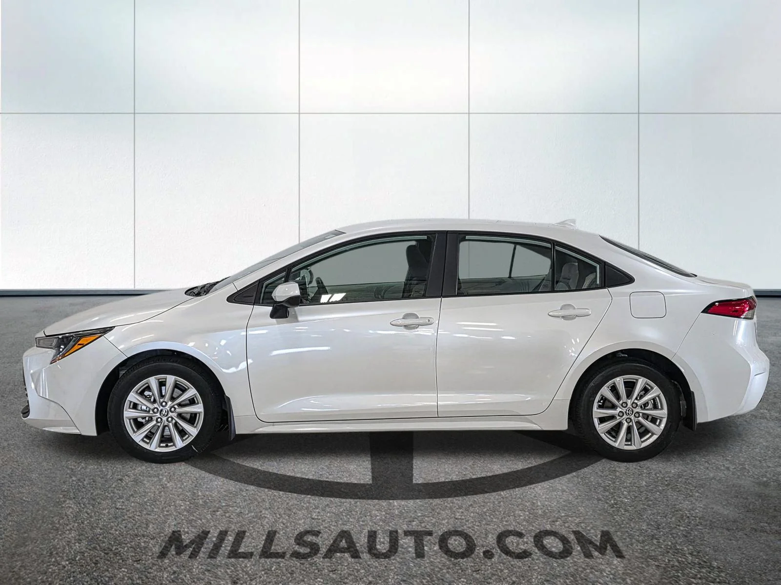 New 2026  Toyota LE image 3