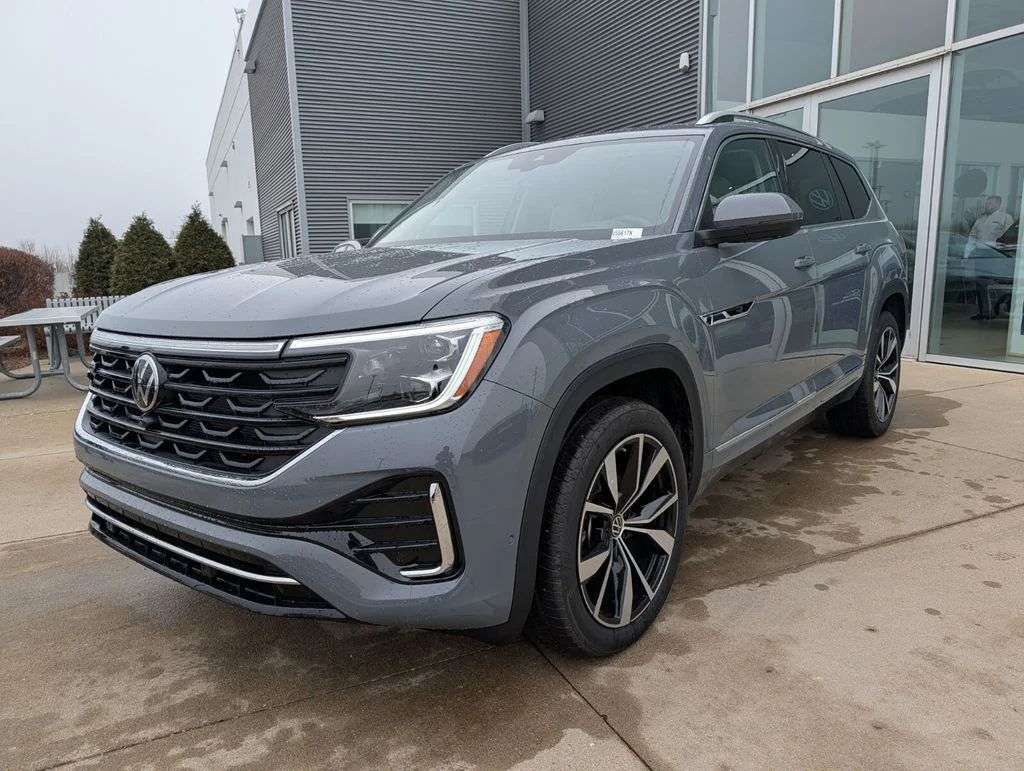 2026 Volkswagen Atlas SEL Premium R-Line - Photo 8