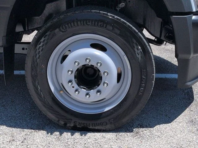 New 2026 Oxford White Ford F-550® XL image 11