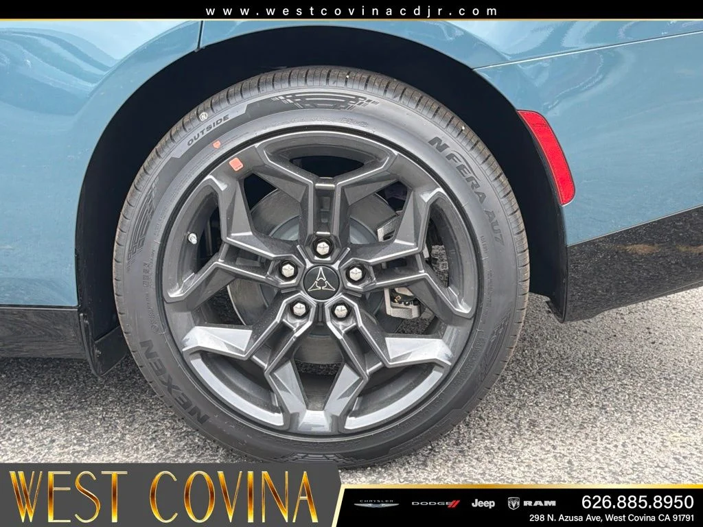 New 2026 Pitch Black Dodge R/T image 18