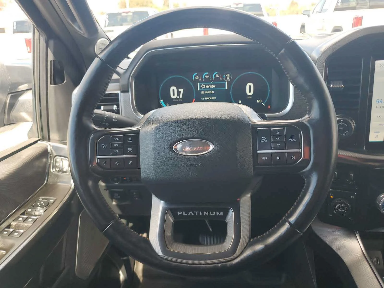 Used 2023  Ford XL image 19