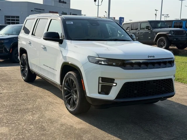 New 2026 Bright White Clearcoat Jeep Summit Reserve image 3