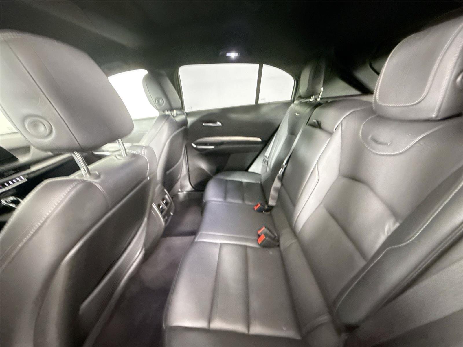 Used 2025 Argent Silver Metallic Cadillac FWD Premium Luxury image 30