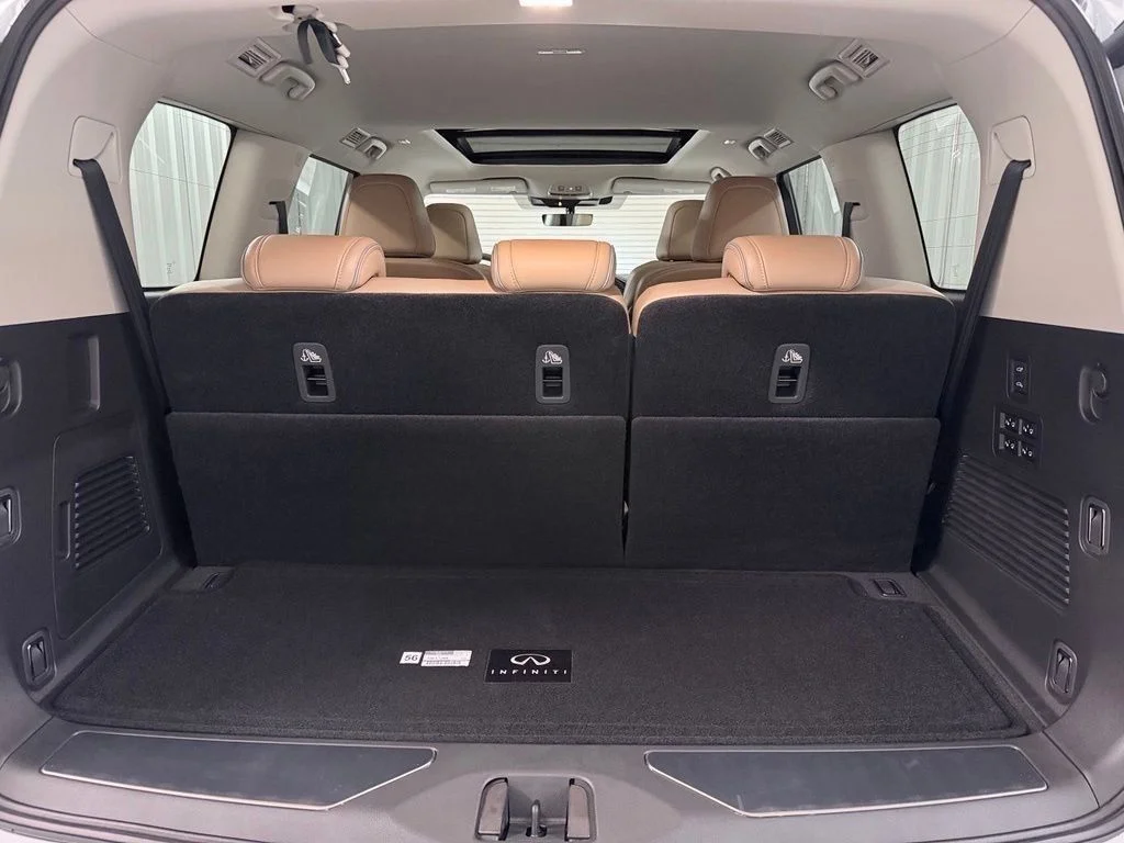 New 2027 RADIANT WHITE INFINITI Luxe 2WD image 43