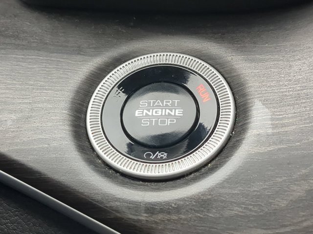Used 2024 White Jeep 4xe image 37