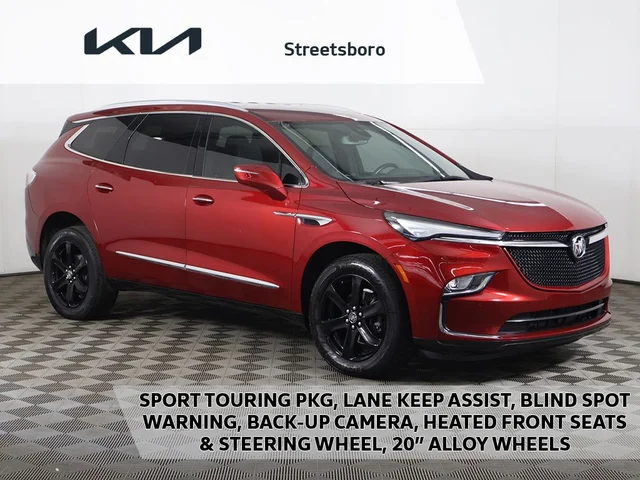 2023 Buick Enclave Essence