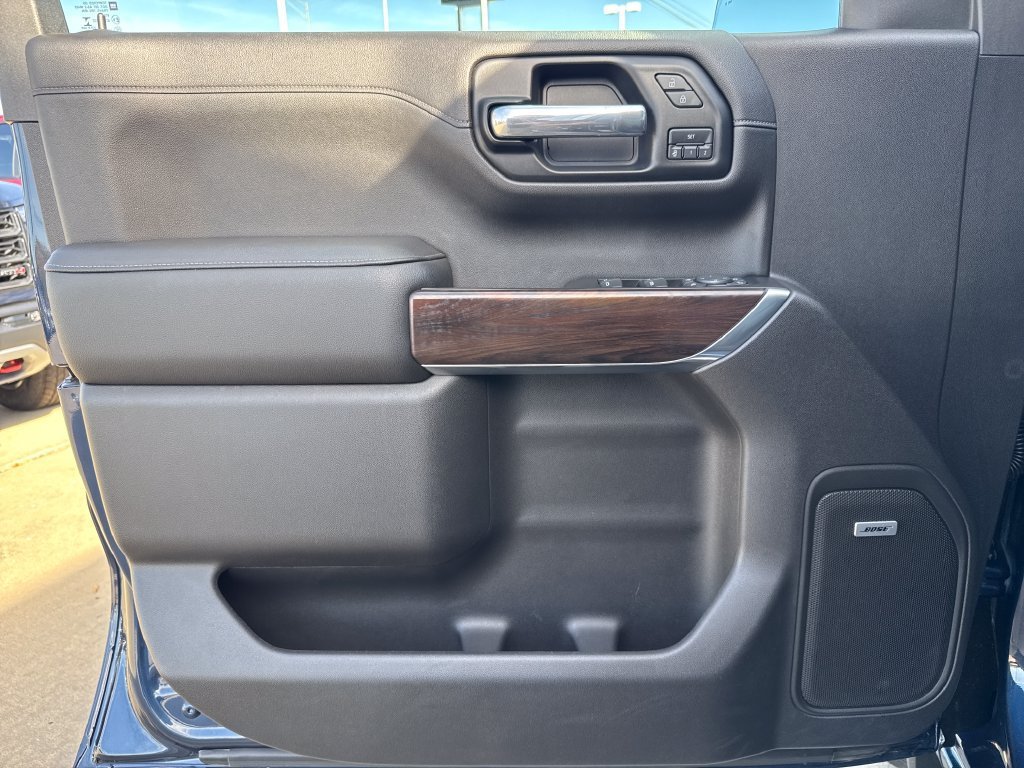 2019 GMC Sierra 1500 SLT - Photo 19