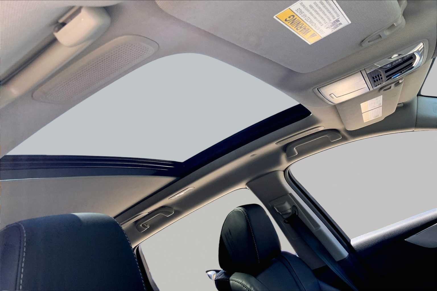 2026 Acura MDX Technology Package - Photo 14