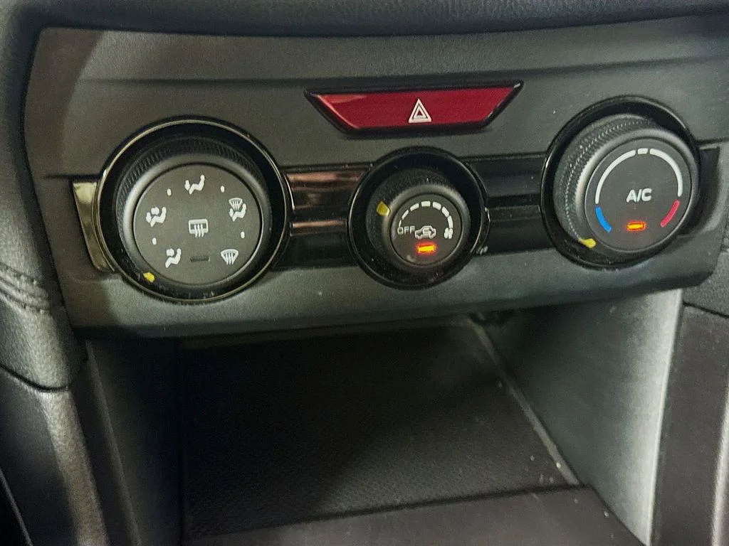 Used 2018 Black Subaru 2.0i image 17