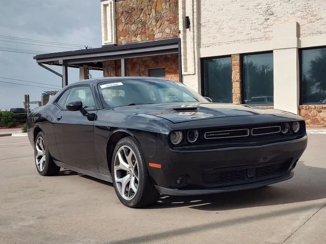2016 Dodge Challenger SXT