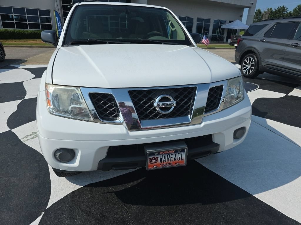 Used 2012 White Nissan SV image 7