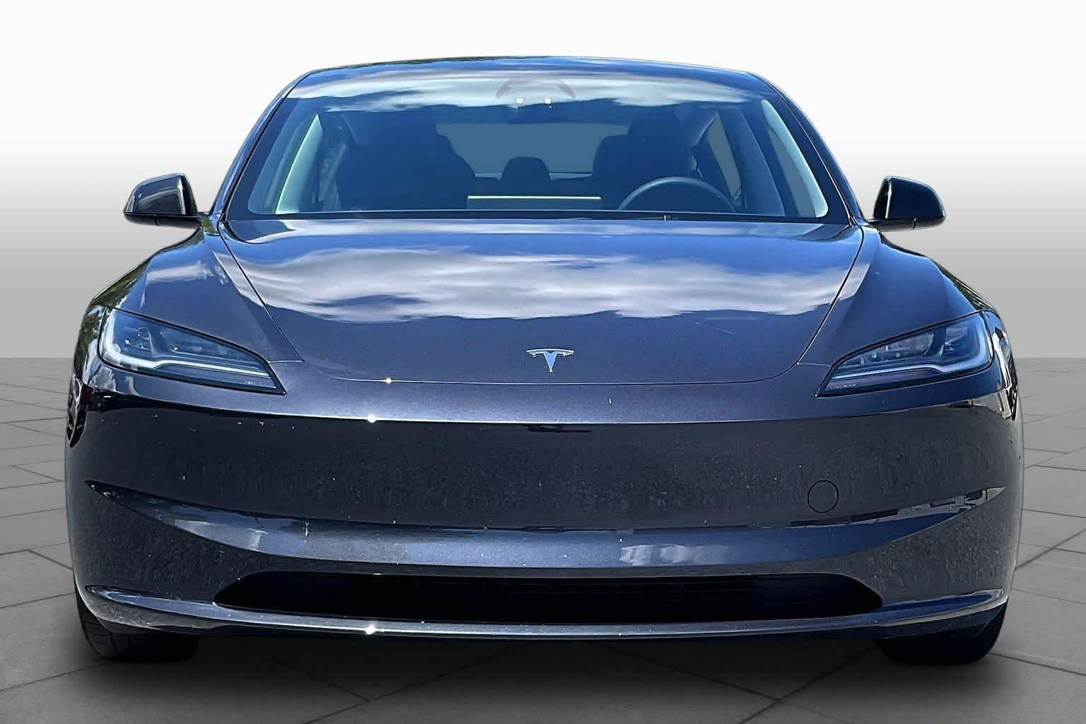 Pre-Owned 2024 Tesla Model 3