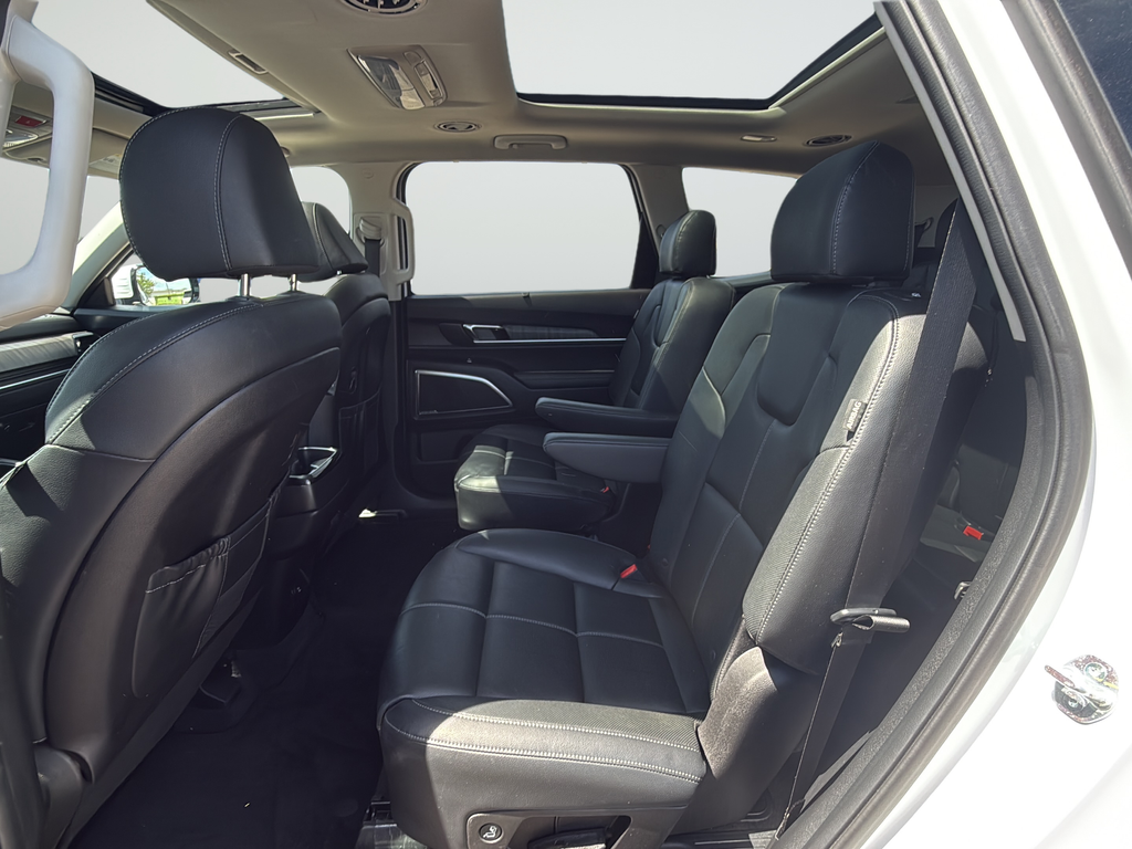 Used 2023 Glacial White Pearl Kia SX image 15