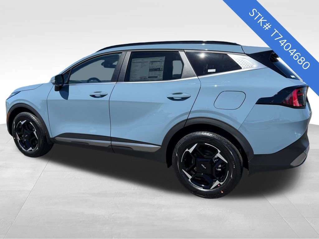 New 2026 Heritage Blue Kia EX image 5