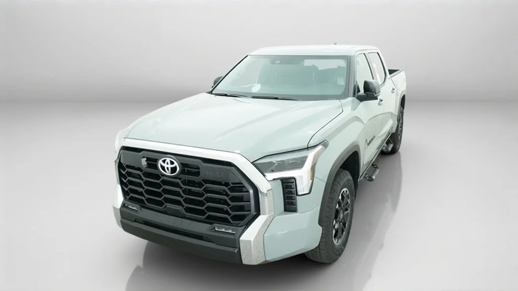 New 2026 Lunar Rock Toyota SR5 image 10