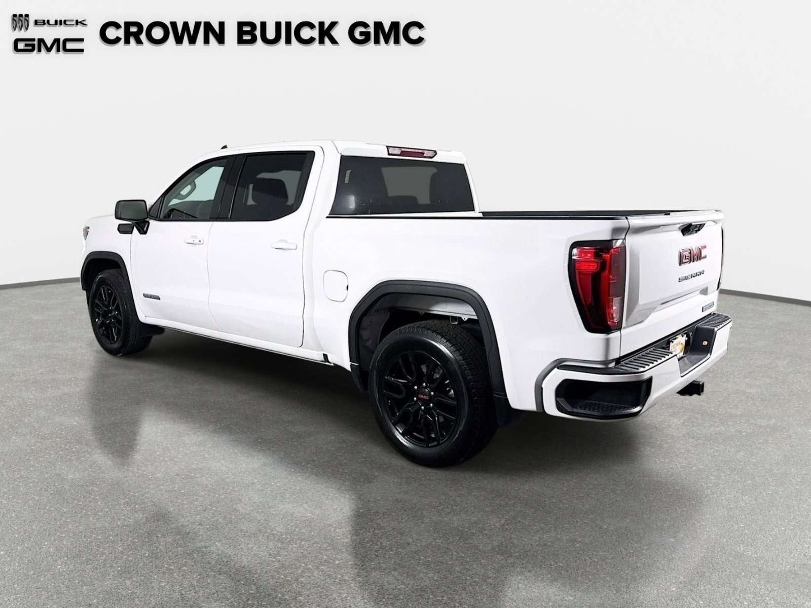 Used 2024 Summit White GMC Elevation image 7
