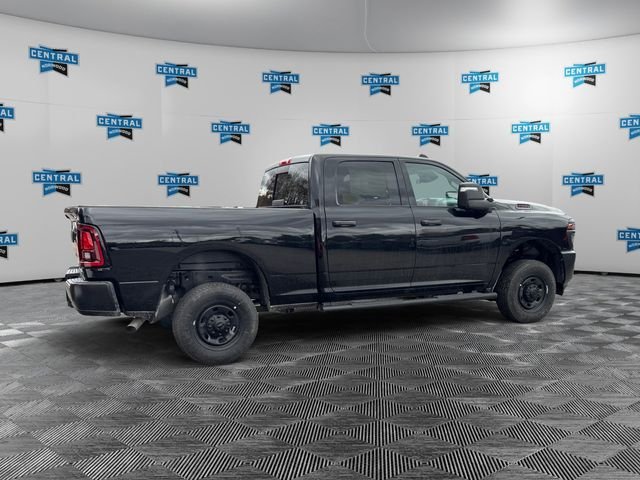 New 2026 Diamond Black Crystal Pearl-Coat Exterior Paint Ram Tradesman image 5