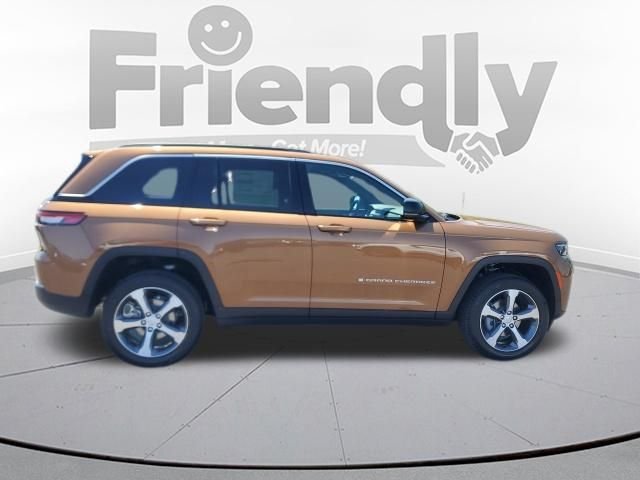 New 2026 Copper Shino Metallic Clear-Coat Exterior Paint Jeep Limited image 6