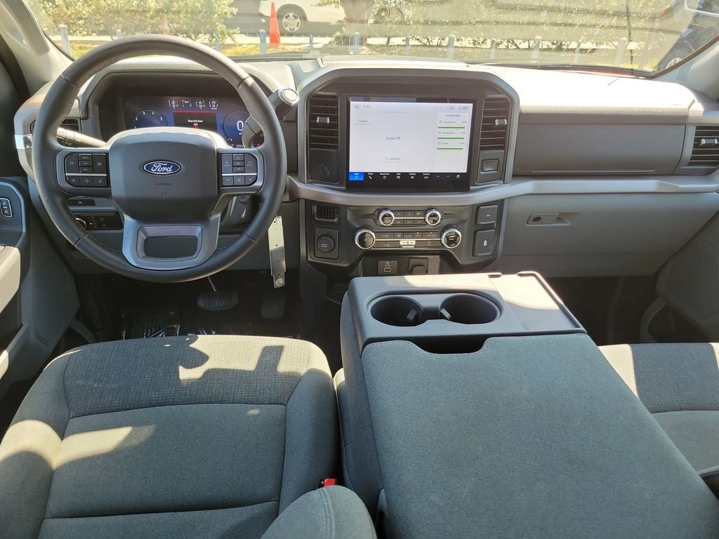 Used 2025 White Ford XLT image 10