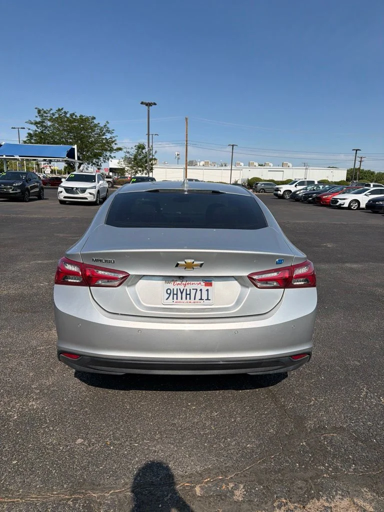 Used 2019 Silver Chevrolet Hybrid image 3