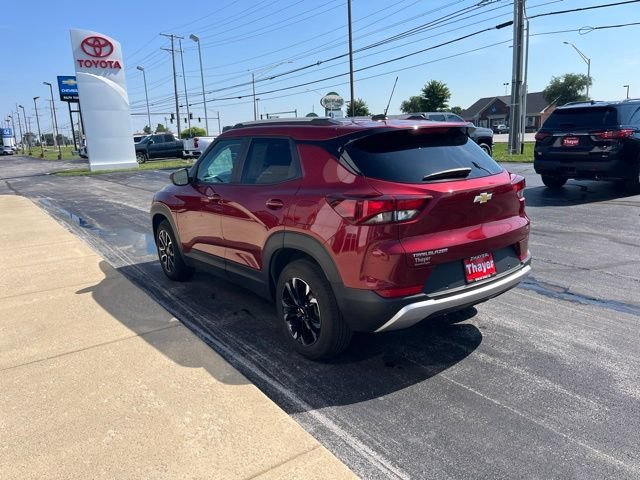 Used 2022 Crimson Metallic Chevrolet LT image 4
