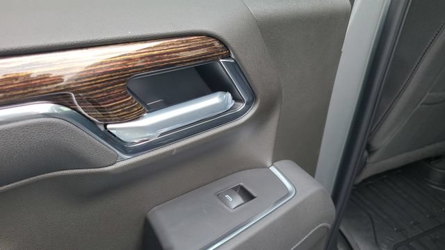 New 2026 Sterling Metallic GMC Elevation image 20